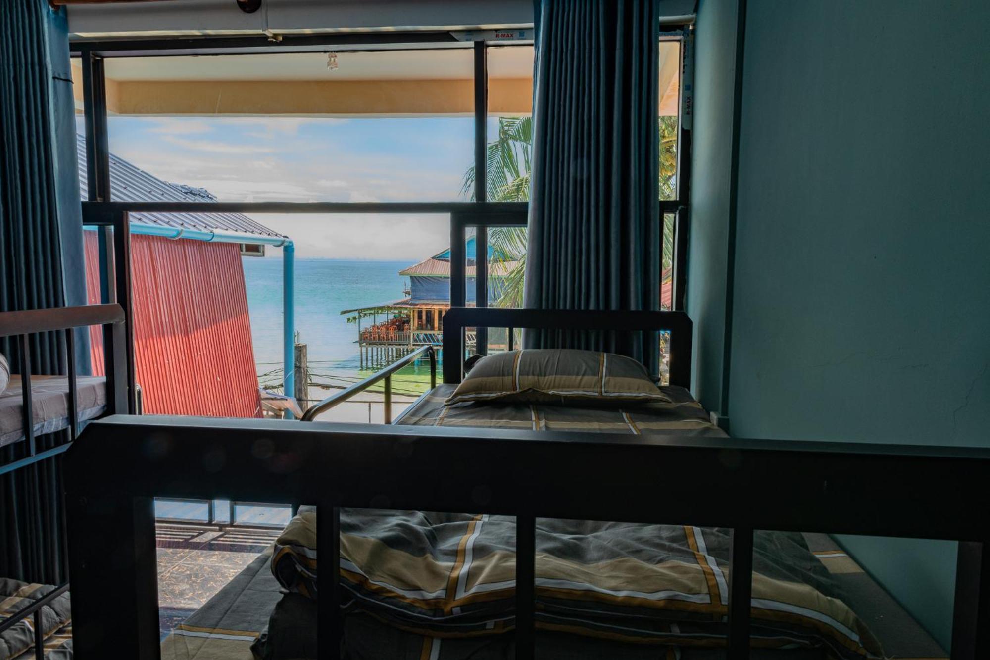 Vagabonds Hostel Kaoh Touch Екстериор снимка